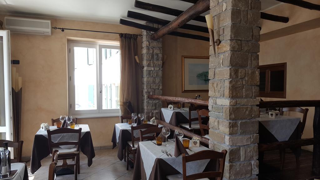 Albergo Ristorante Montebaldo Limone sul Garda Kültér fotó